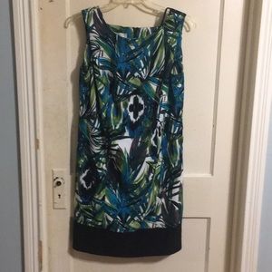 Very flattering dress. 16w. Dressbarn